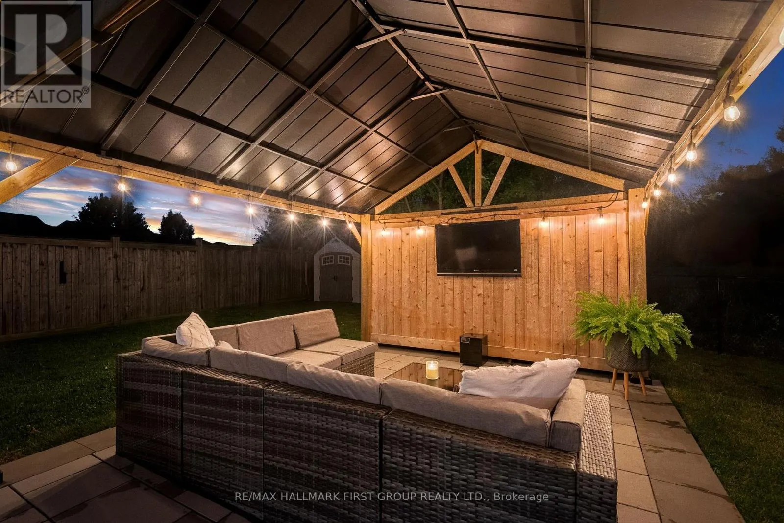 11 MURRAY TABB STREET
