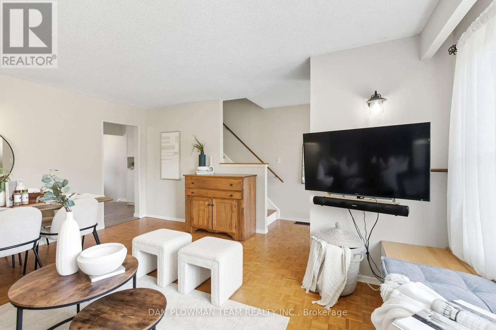 387 SURREY DRIVE