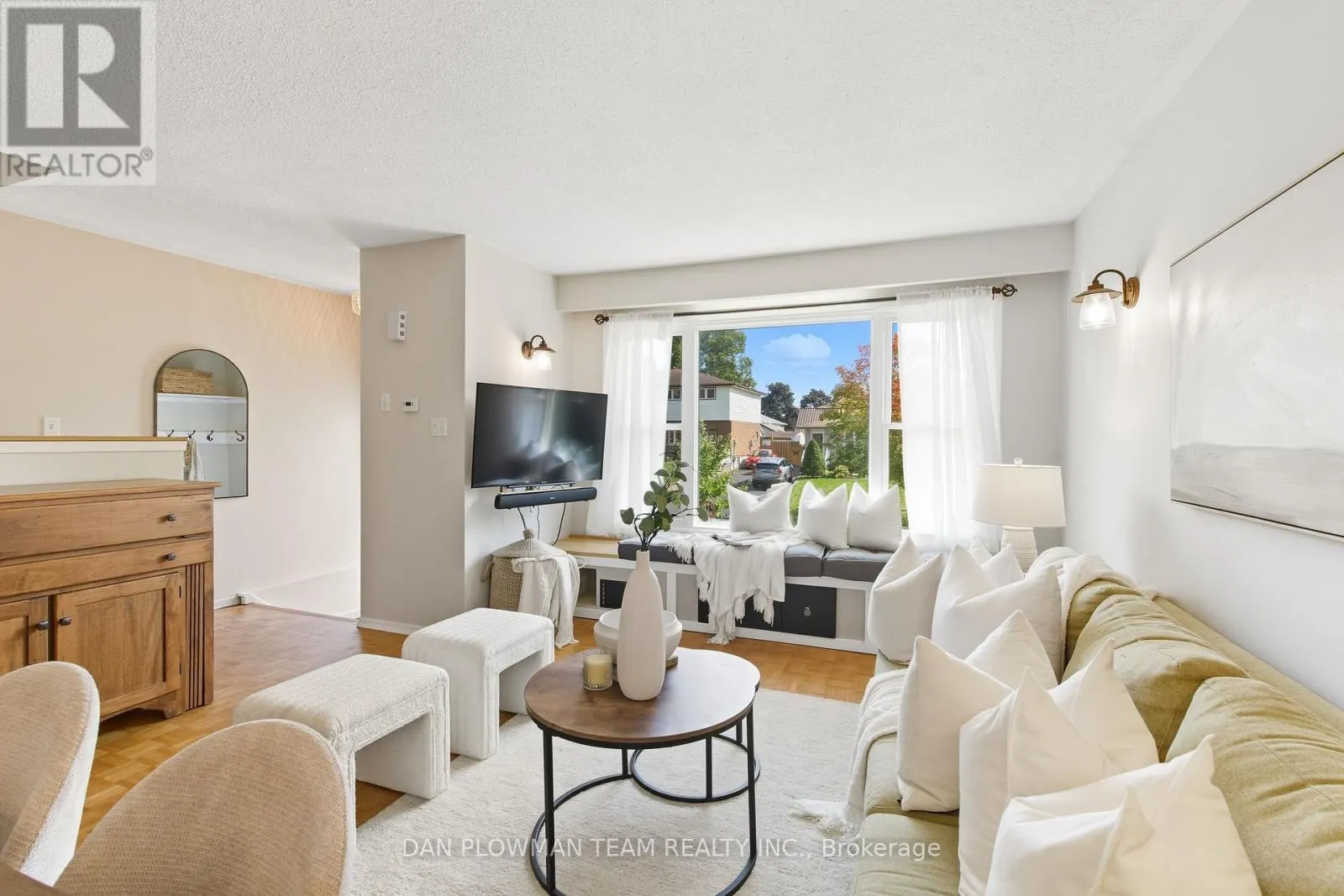 387 SURREY DRIVE