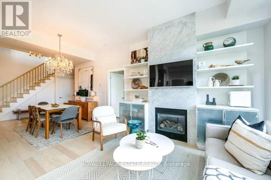 408 - 66 KIPPENDAVIE AVENUE