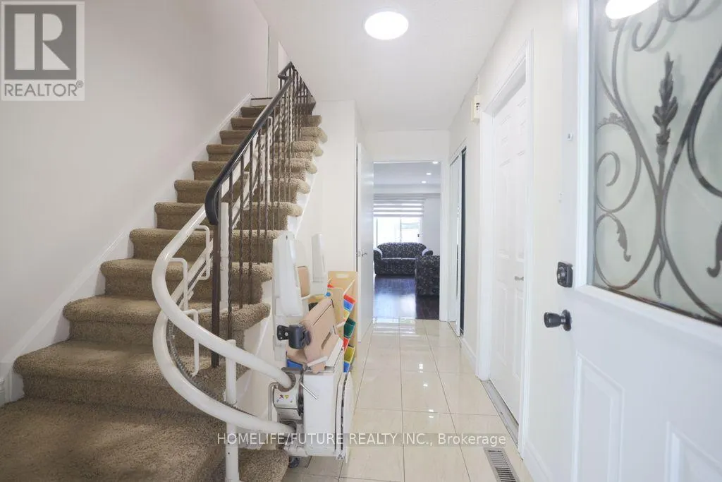 5 - 34 DUNDALK DRIVE