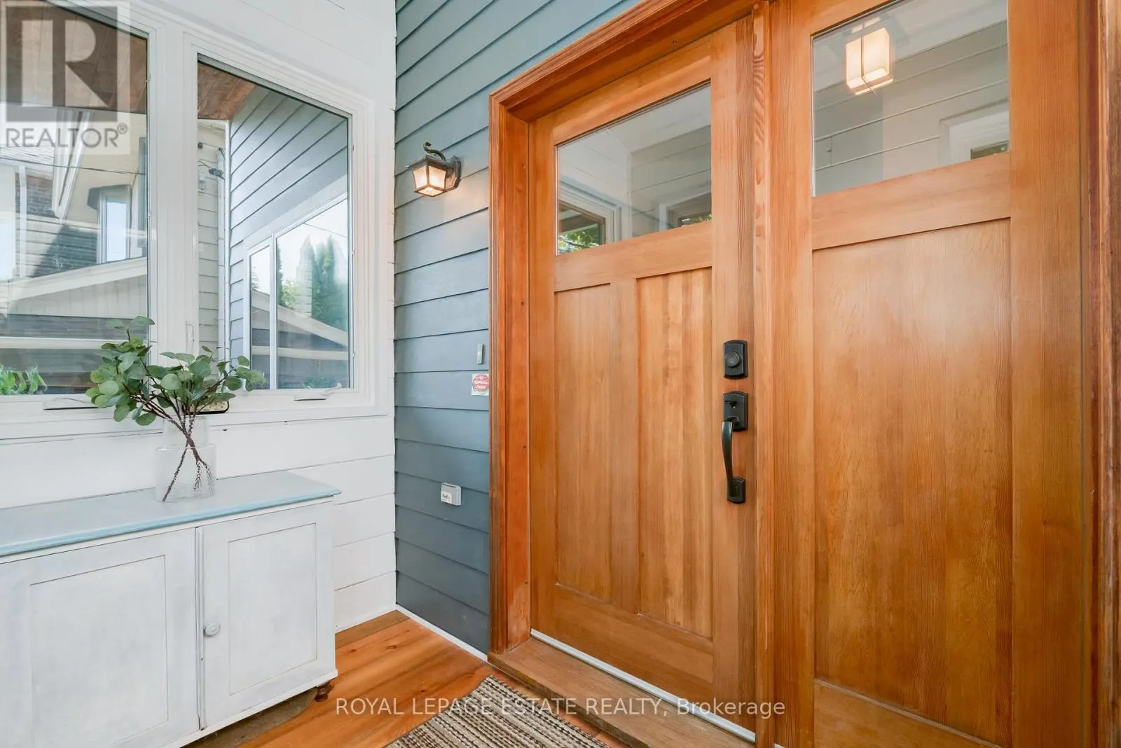 146 ASHDALE AVENUE