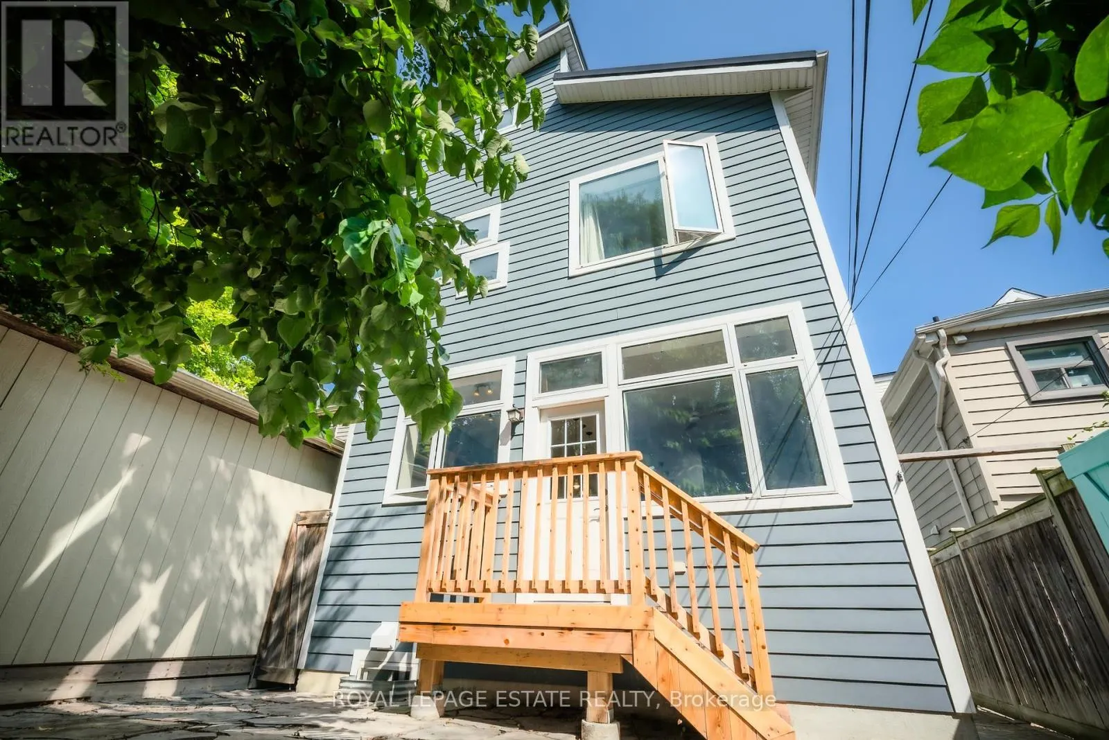 146 ASHDALE AVENUE