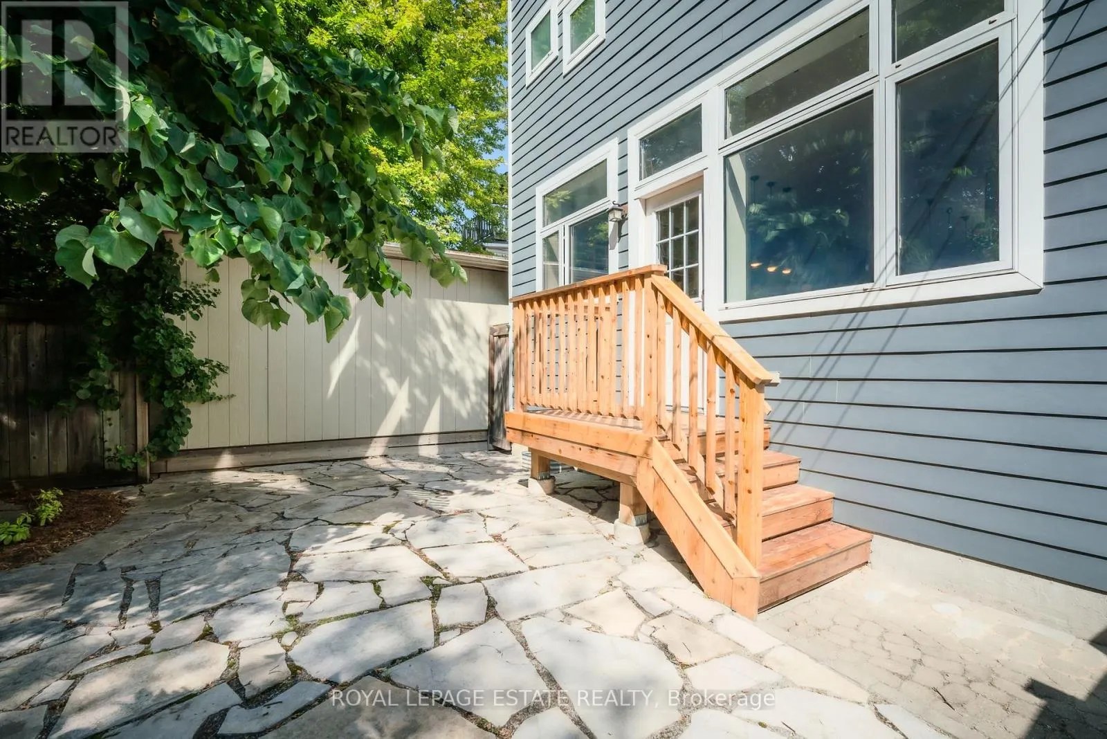 146 ASHDALE AVENUE