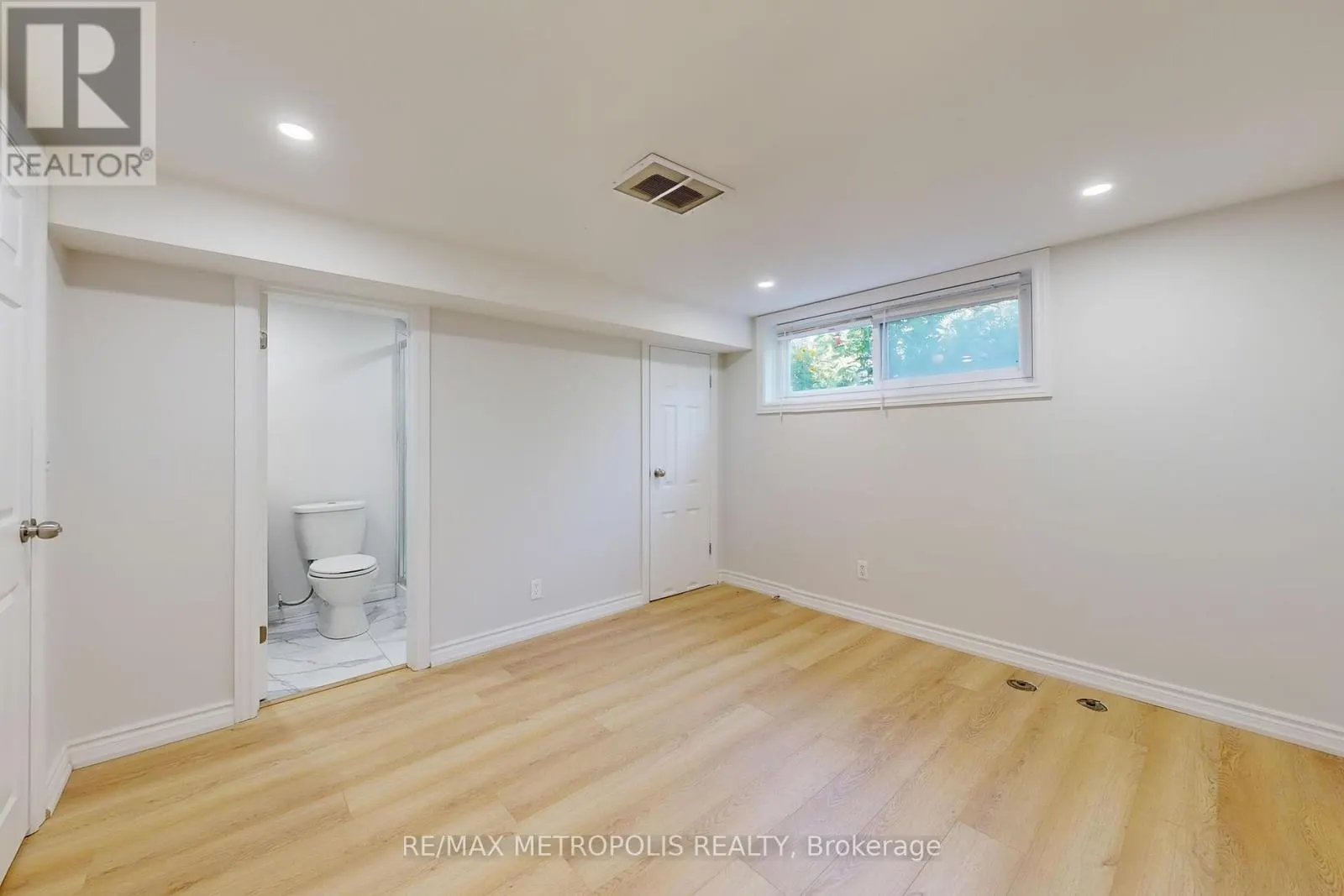 162 LORD ROBERTS DRIVE