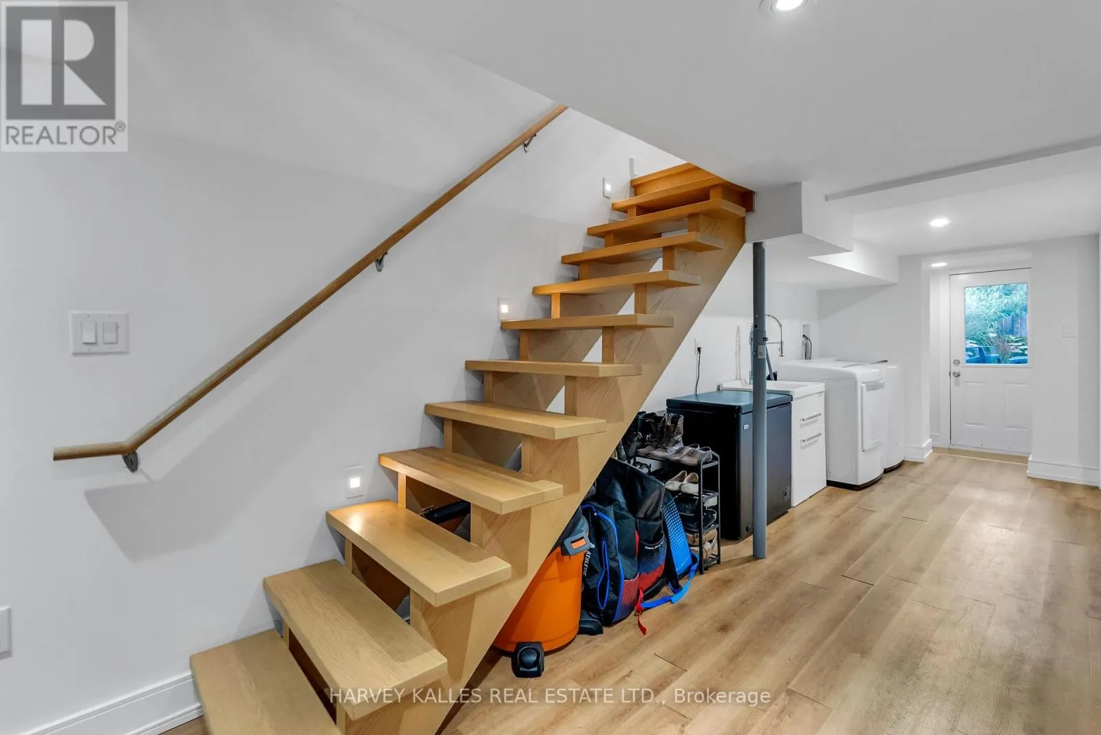 127 ALTON AVENUE