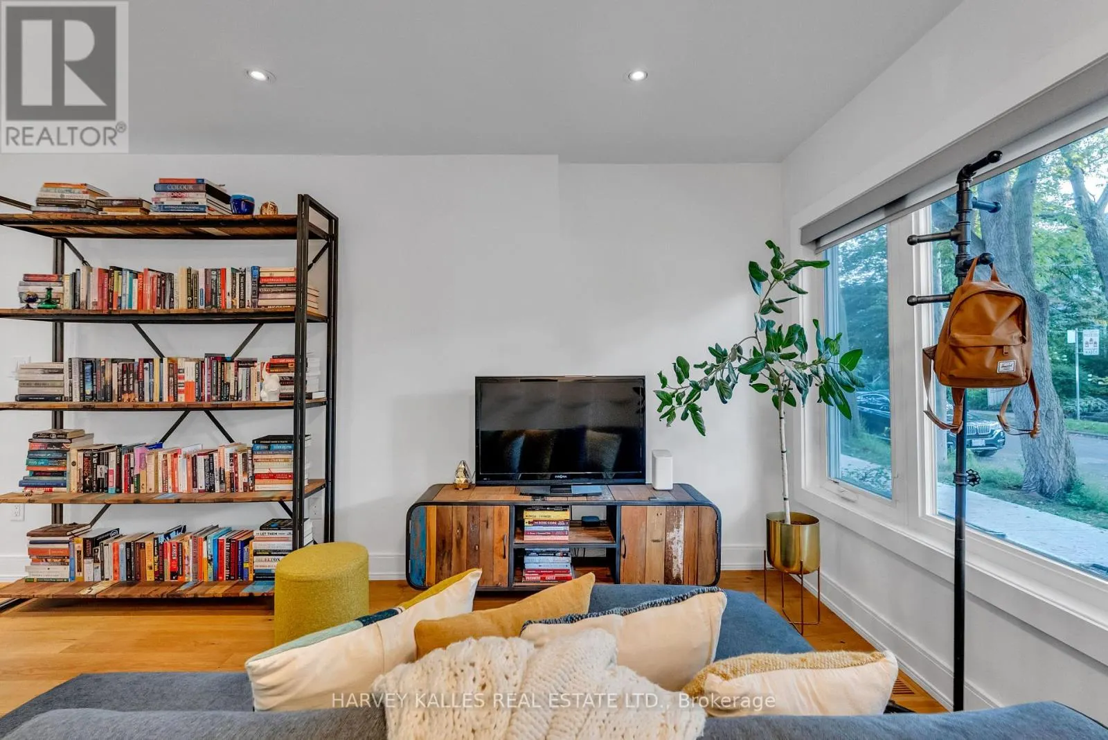127 ALTON AVENUE
