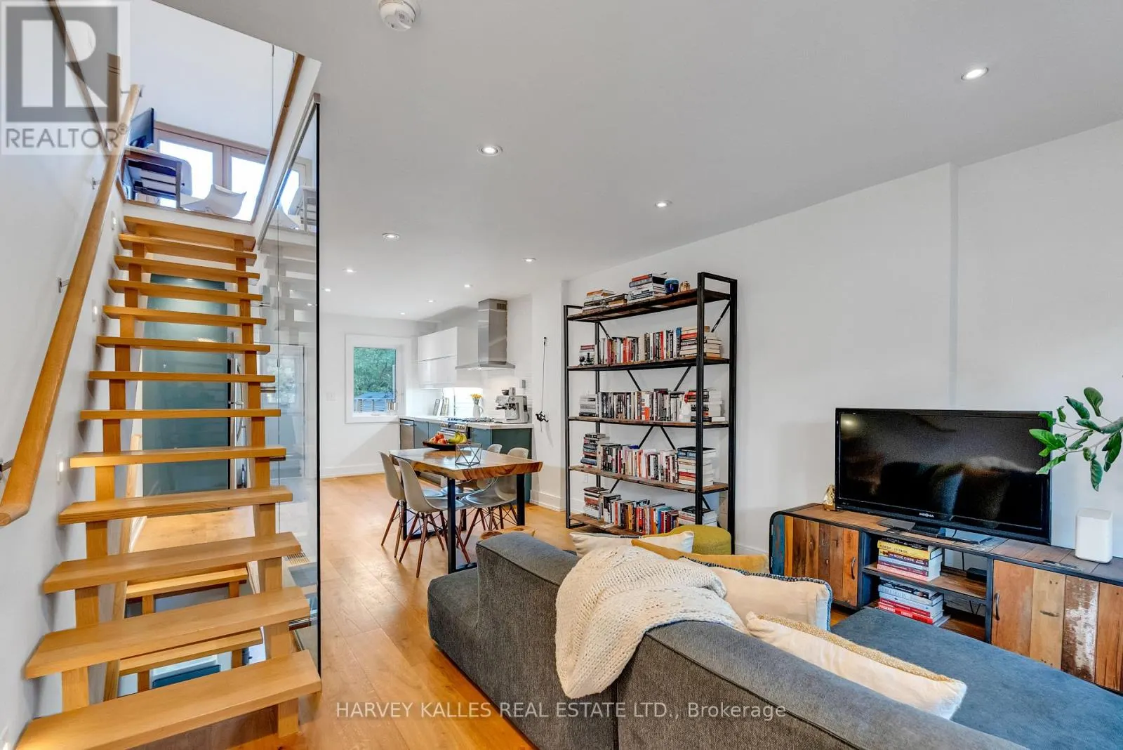 127 ALTON AVENUE