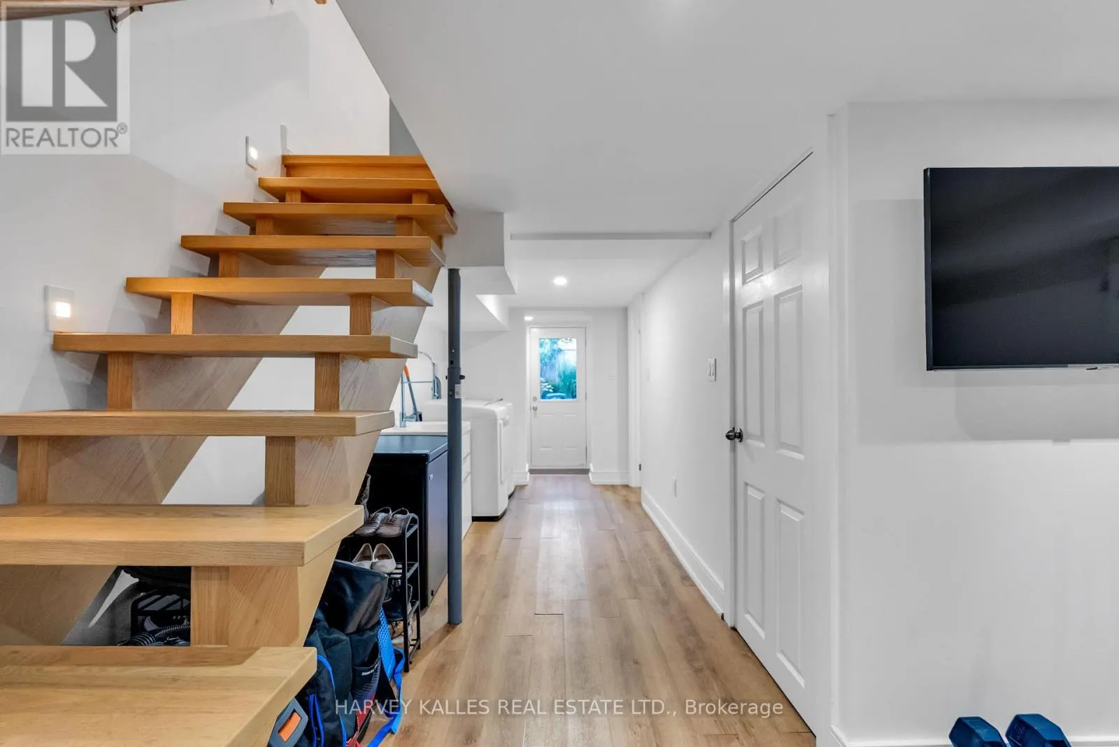 127 ALTON AVENUE