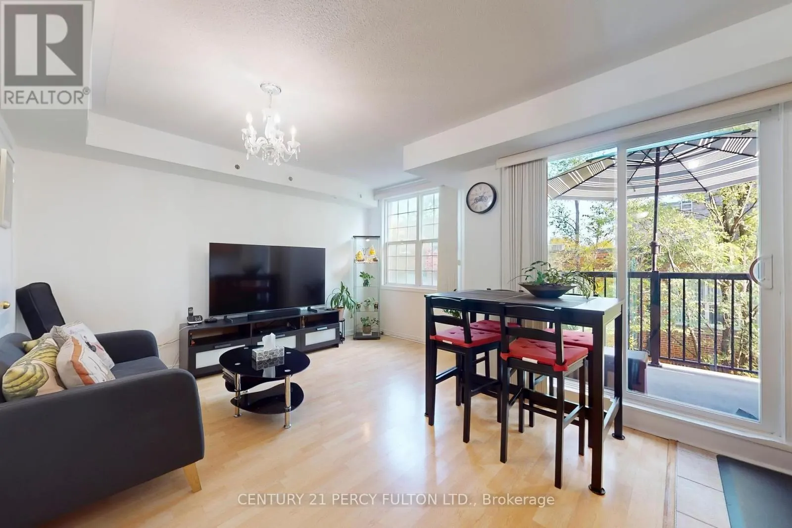 308F - 45 STRANGFORD LANE