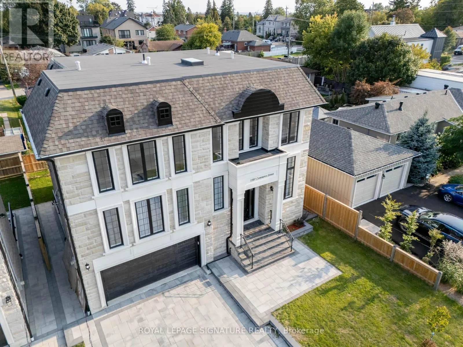 1307 COMMERCE STREET