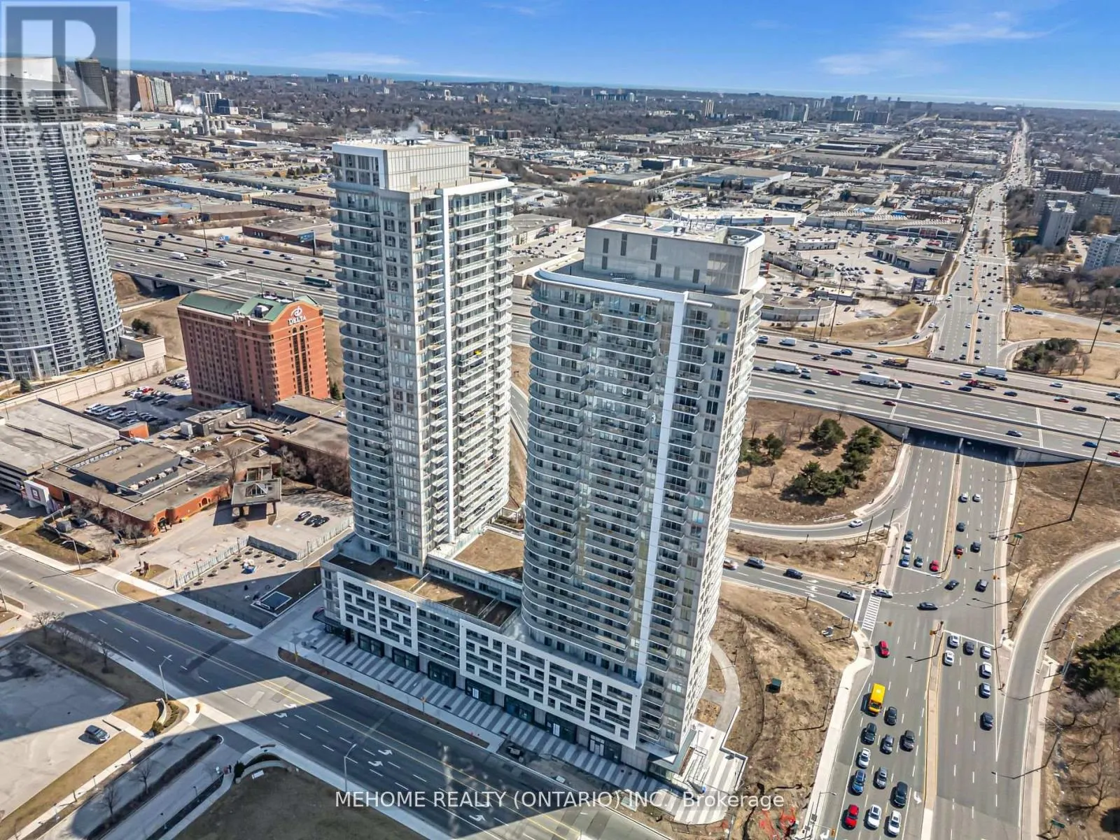 2211 - 2033 KENNEDY ROAD