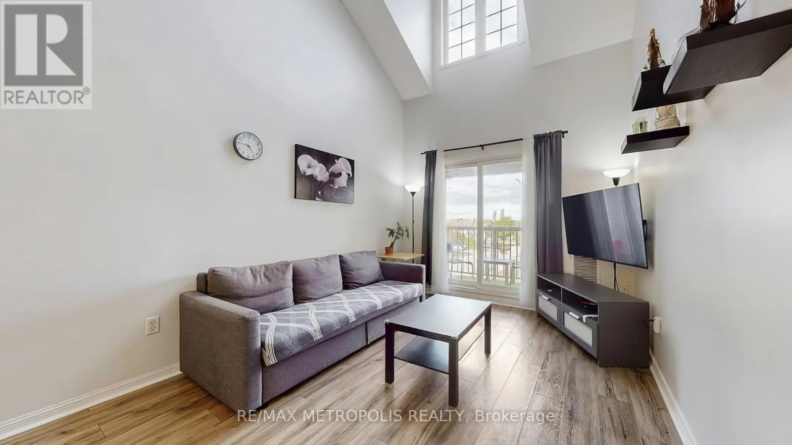 3 - 72 PETRA WAY