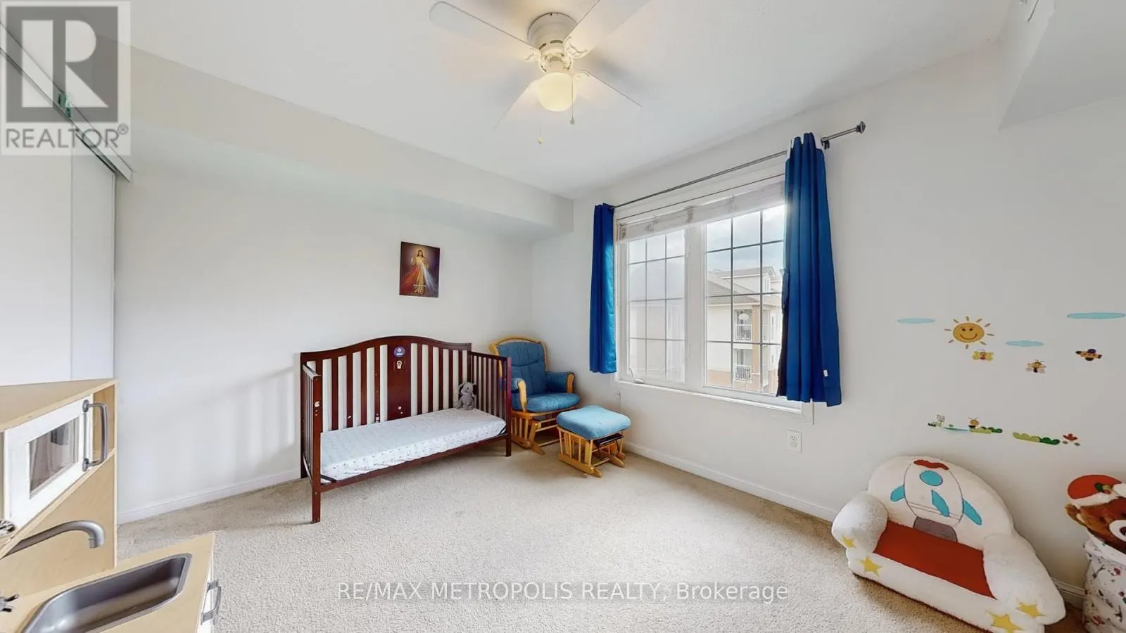 3 - 72 PETRA WAY