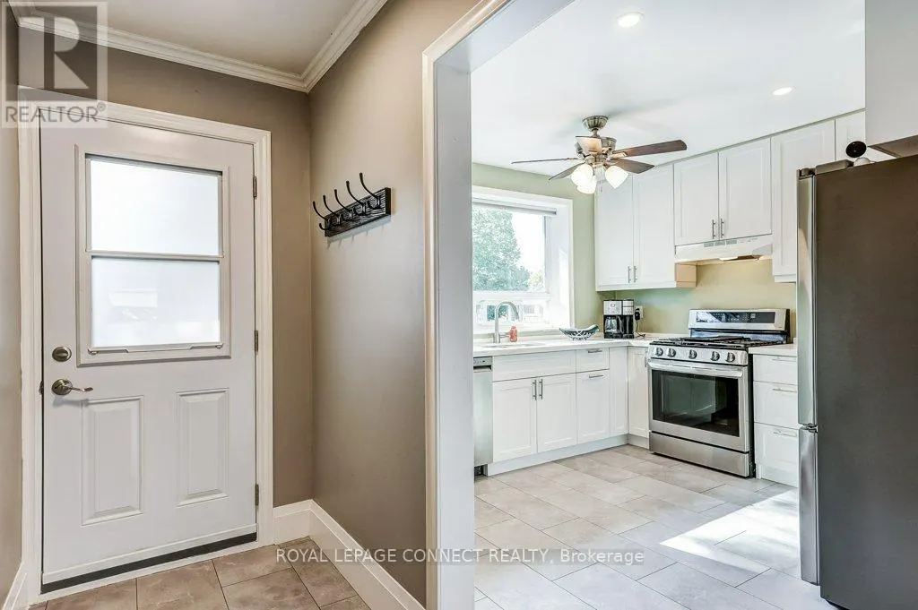 33 TULLOCH DRIVE