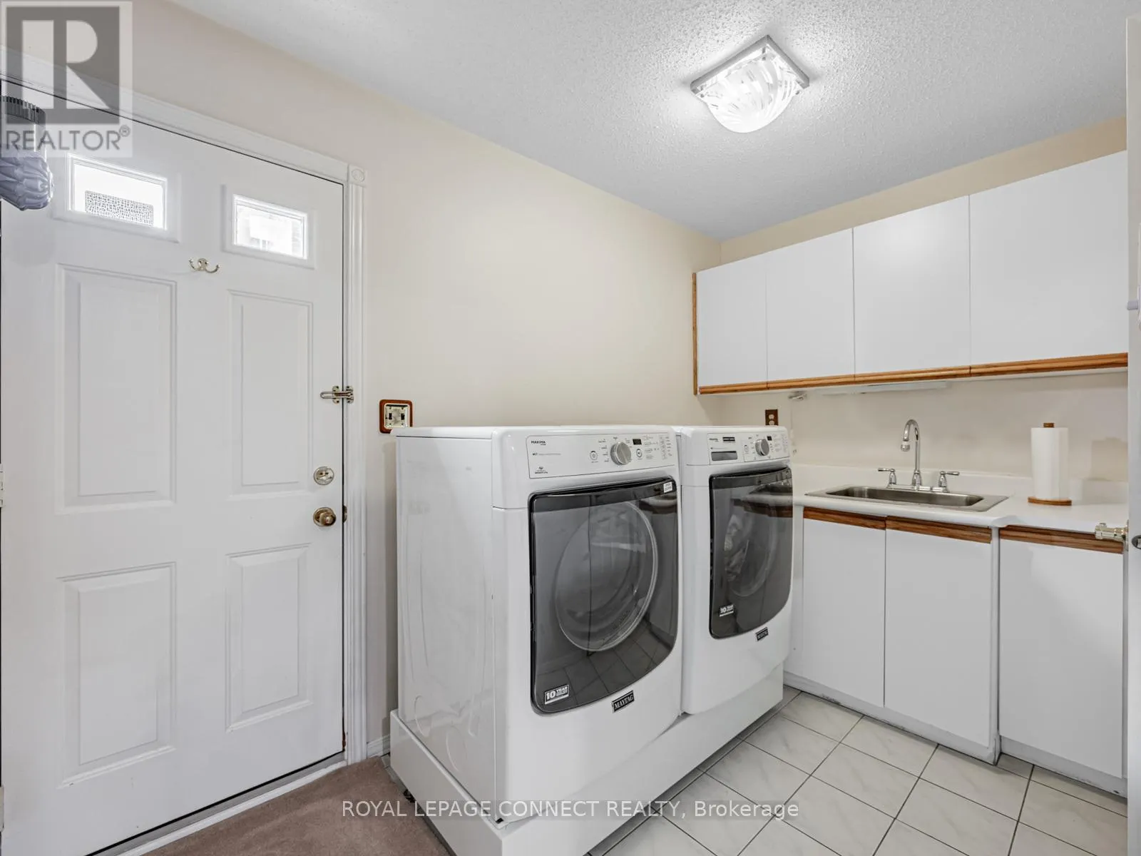 642 SHEPPARD AVENUE