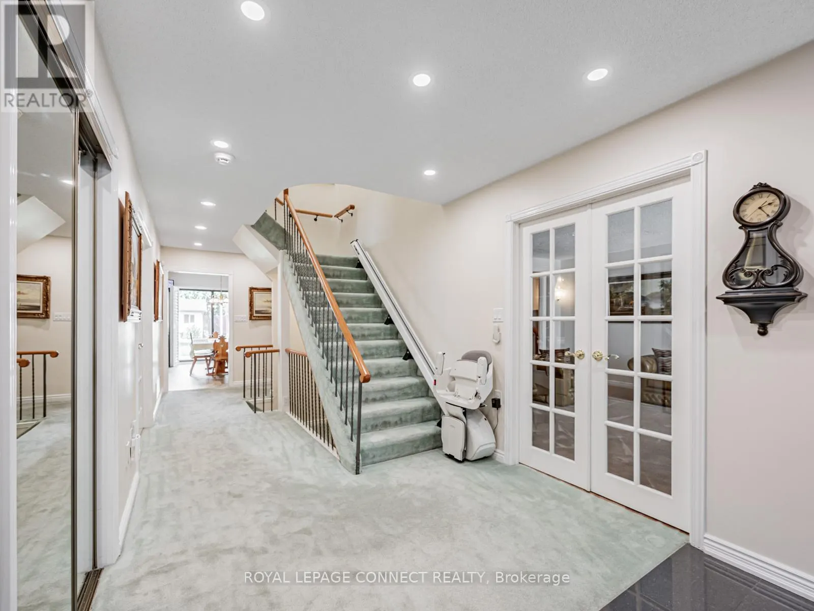 642 SHEPPARD AVENUE