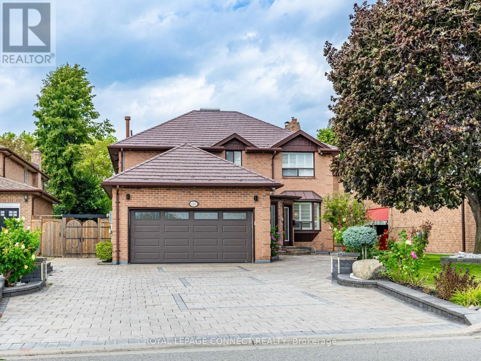 642 SHEPPARD AVENUE