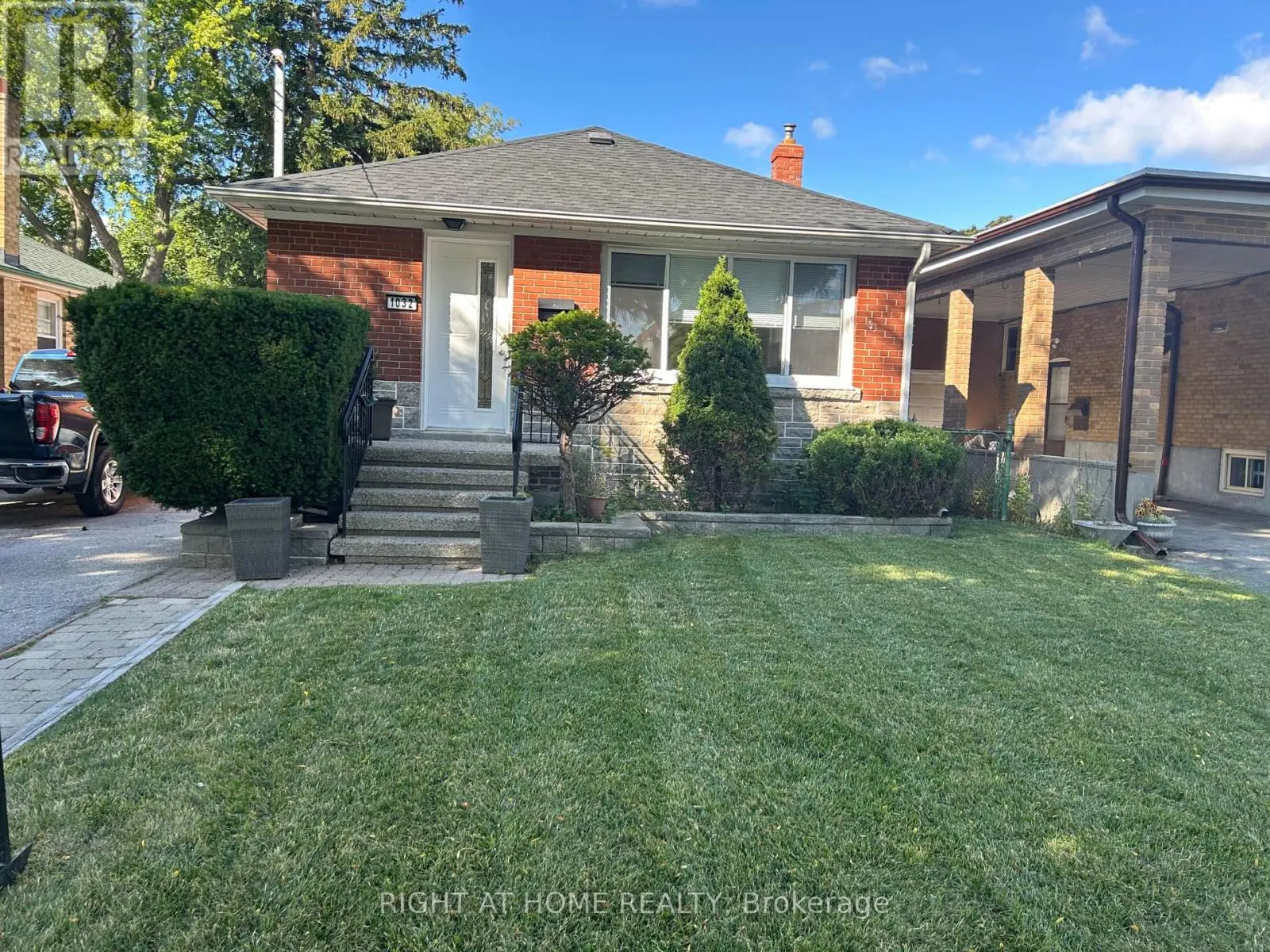 MAIN - 1032 PHARMACY AVENUE