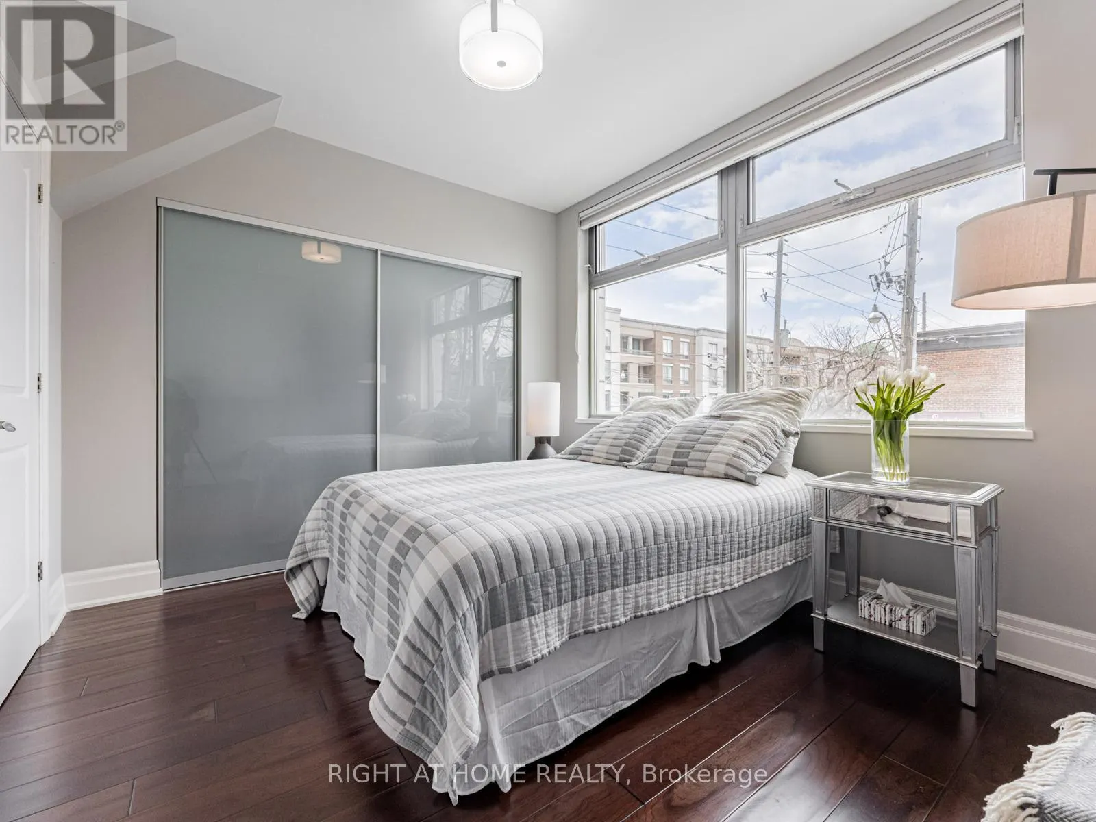 204 - 1 RAINSFORD ROAD