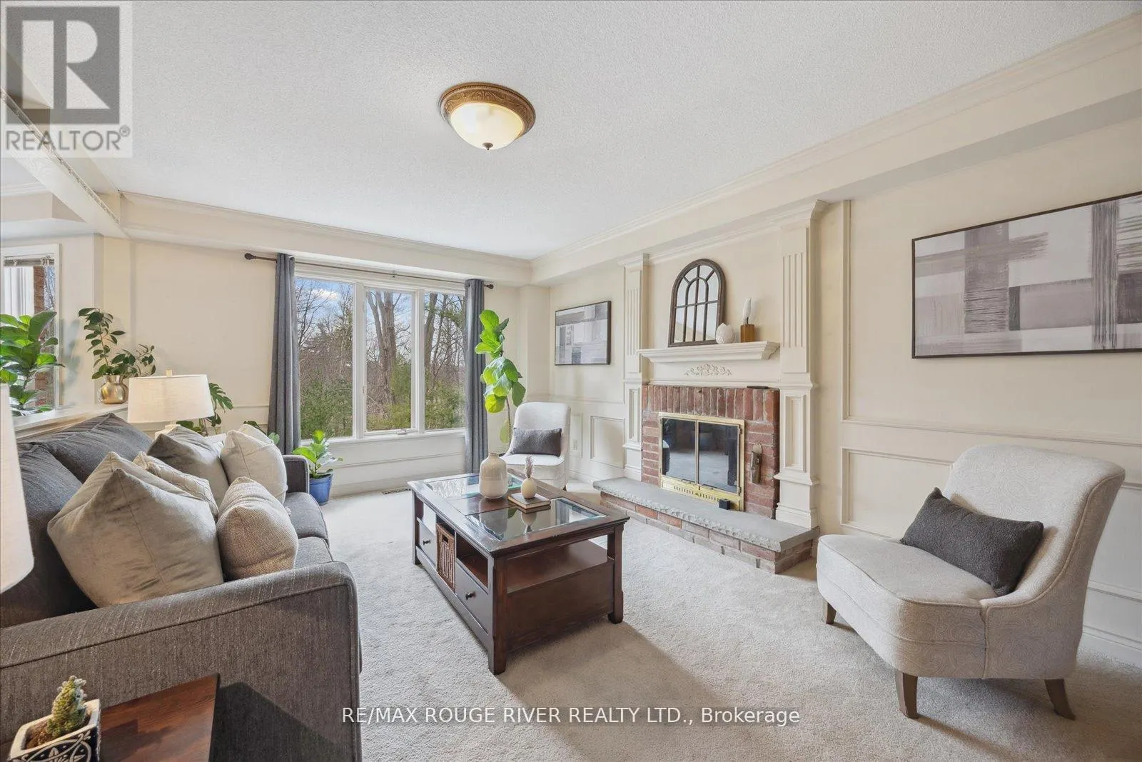 921 DUNCANNON DRIVE