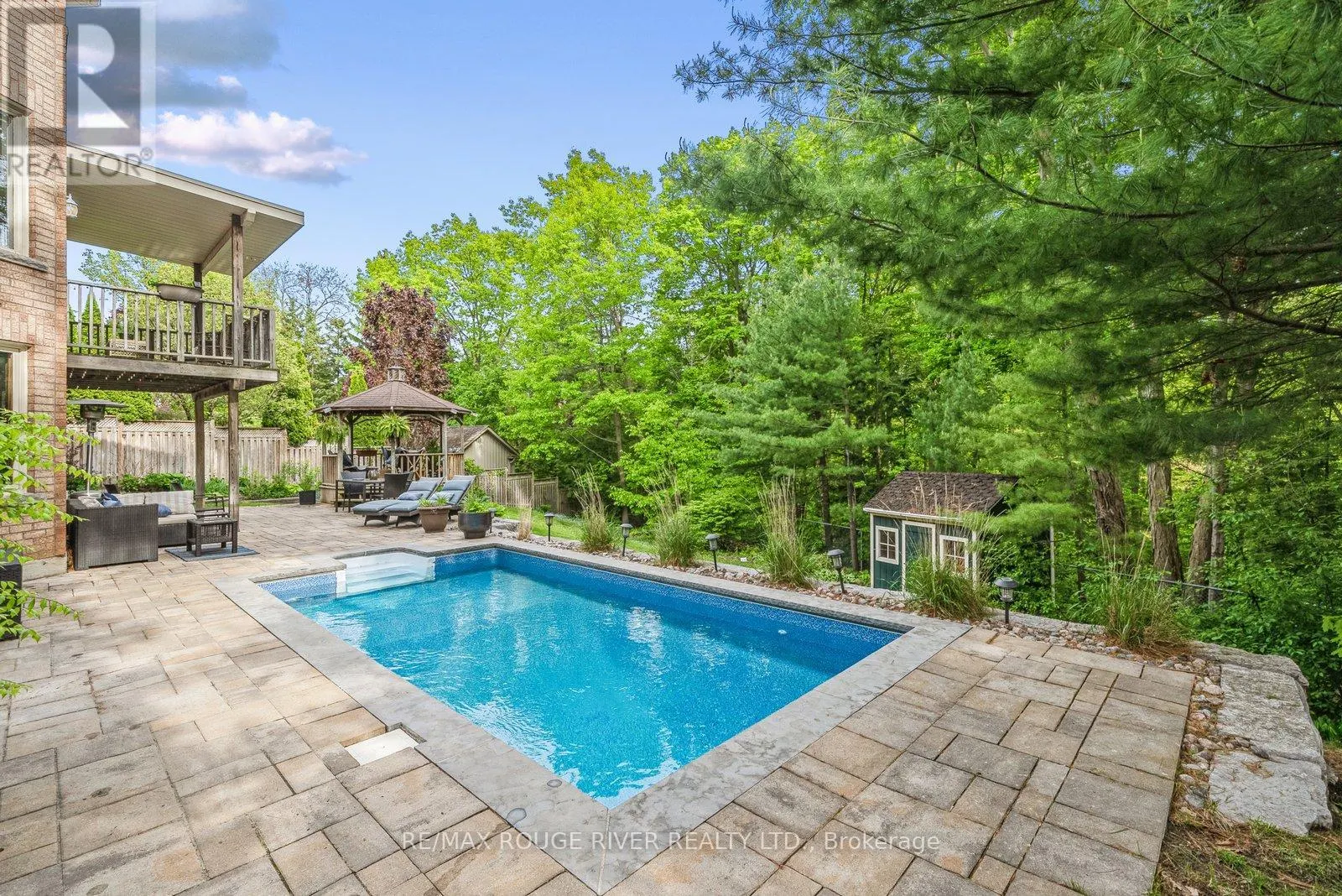 921 DUNCANNON DRIVE