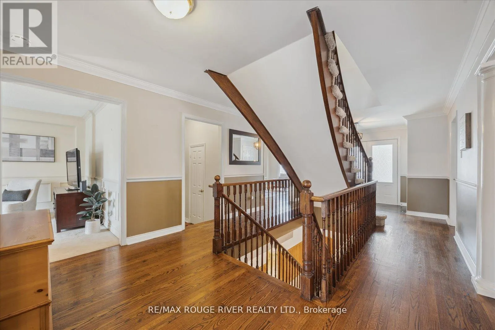 921 DUNCANNON DRIVE