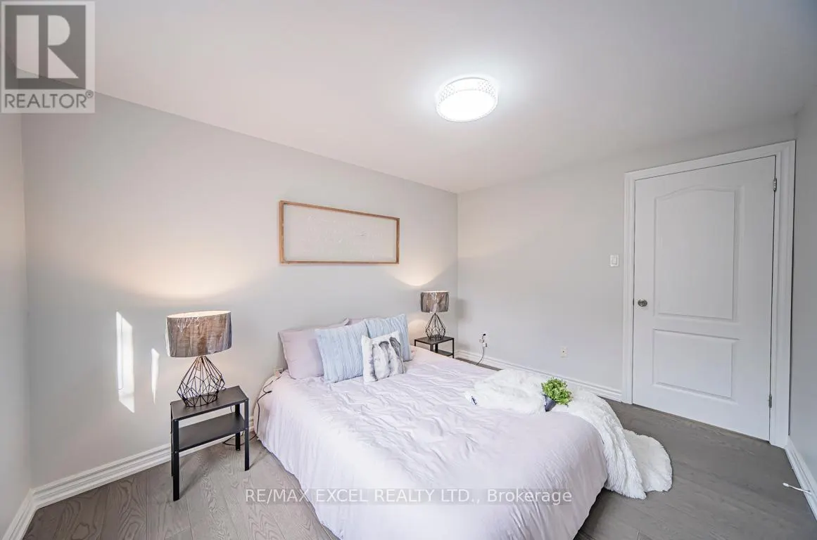 106 ALEXMUIR BOULEVARD