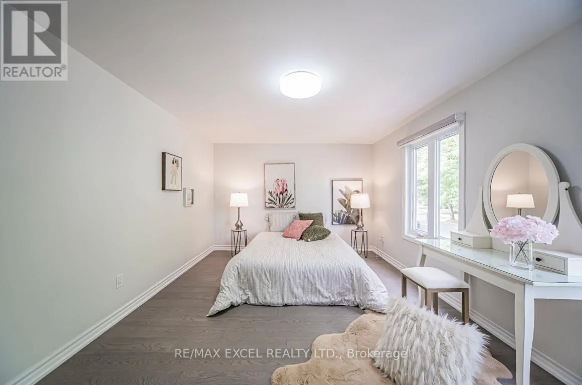 106 ALEXMUIR BOULEVARD