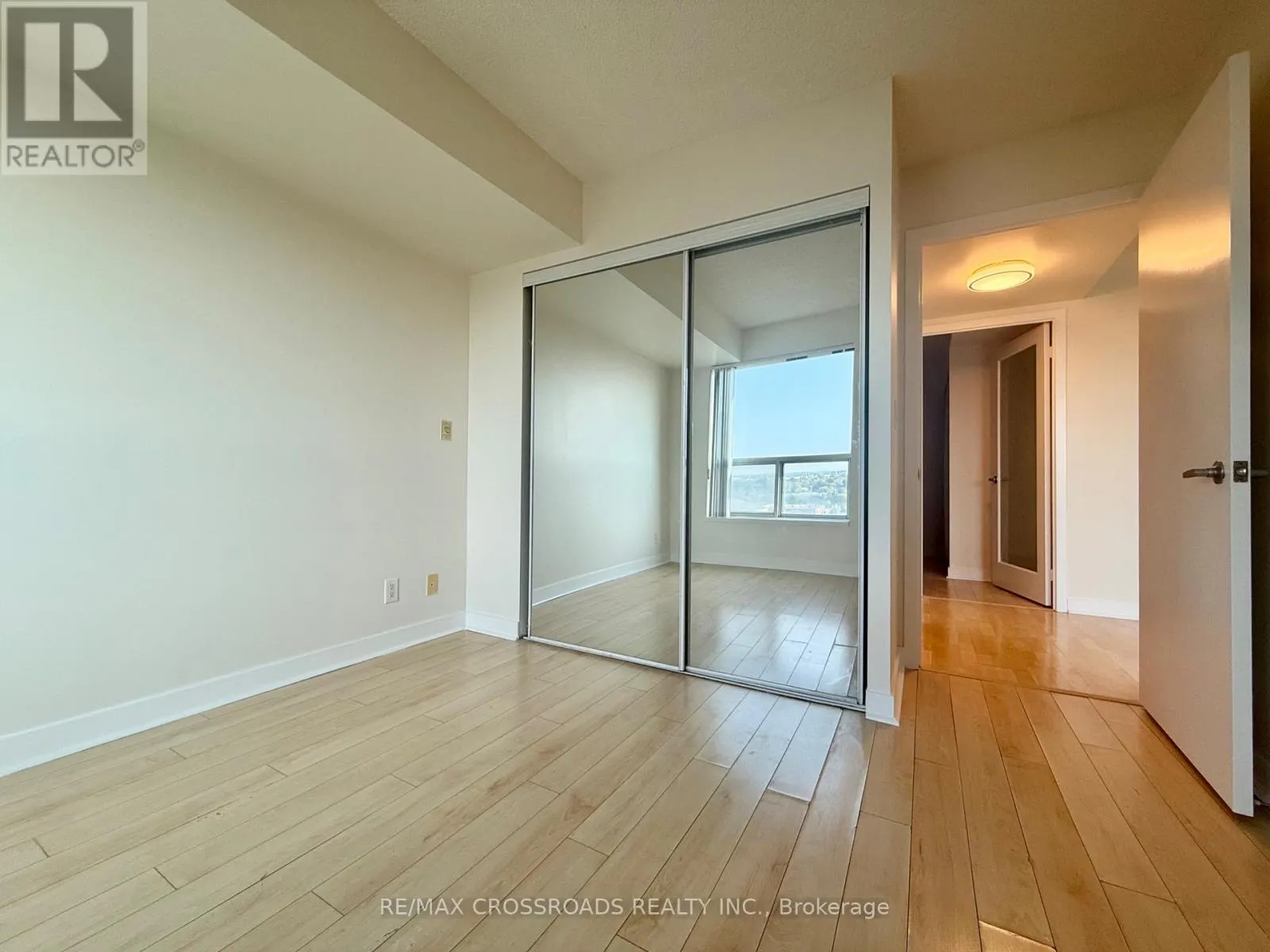 1115 - 38 LEE CENTRE DRIVE