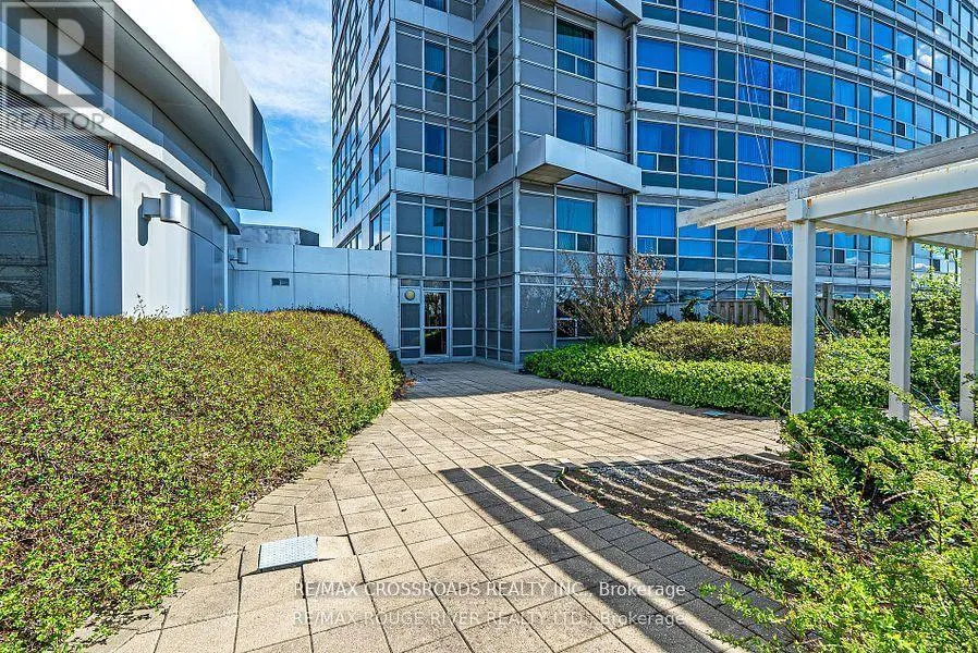 1115 - 38 LEE CENTRE DRIVE
