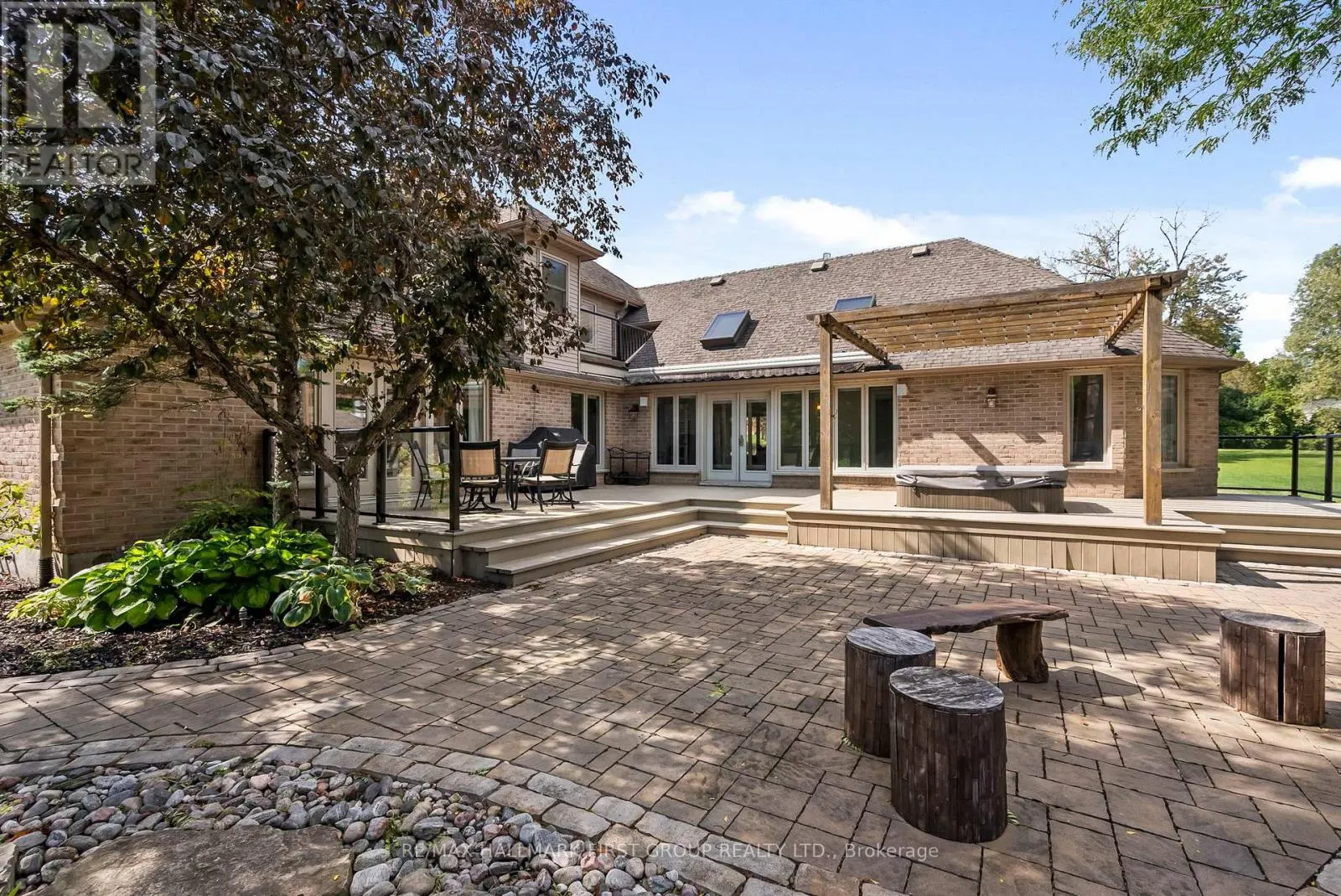 5 MCNAMARA COURT