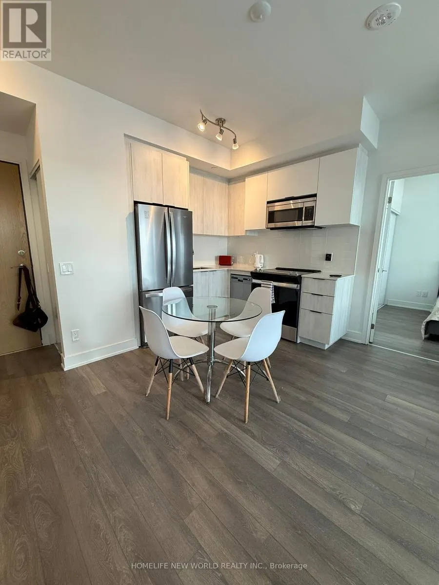 912 - 1350 ELLESMERE ROAD