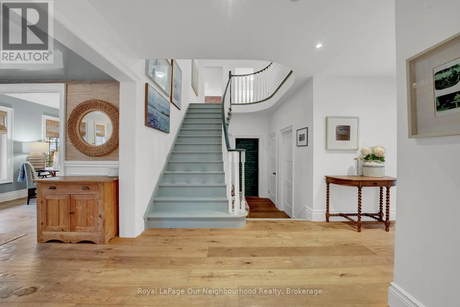 106 HOILE DRIVE N