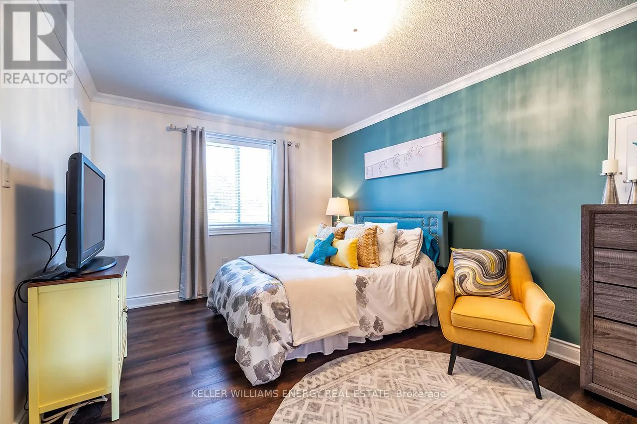 623 DUNROBIN COURT