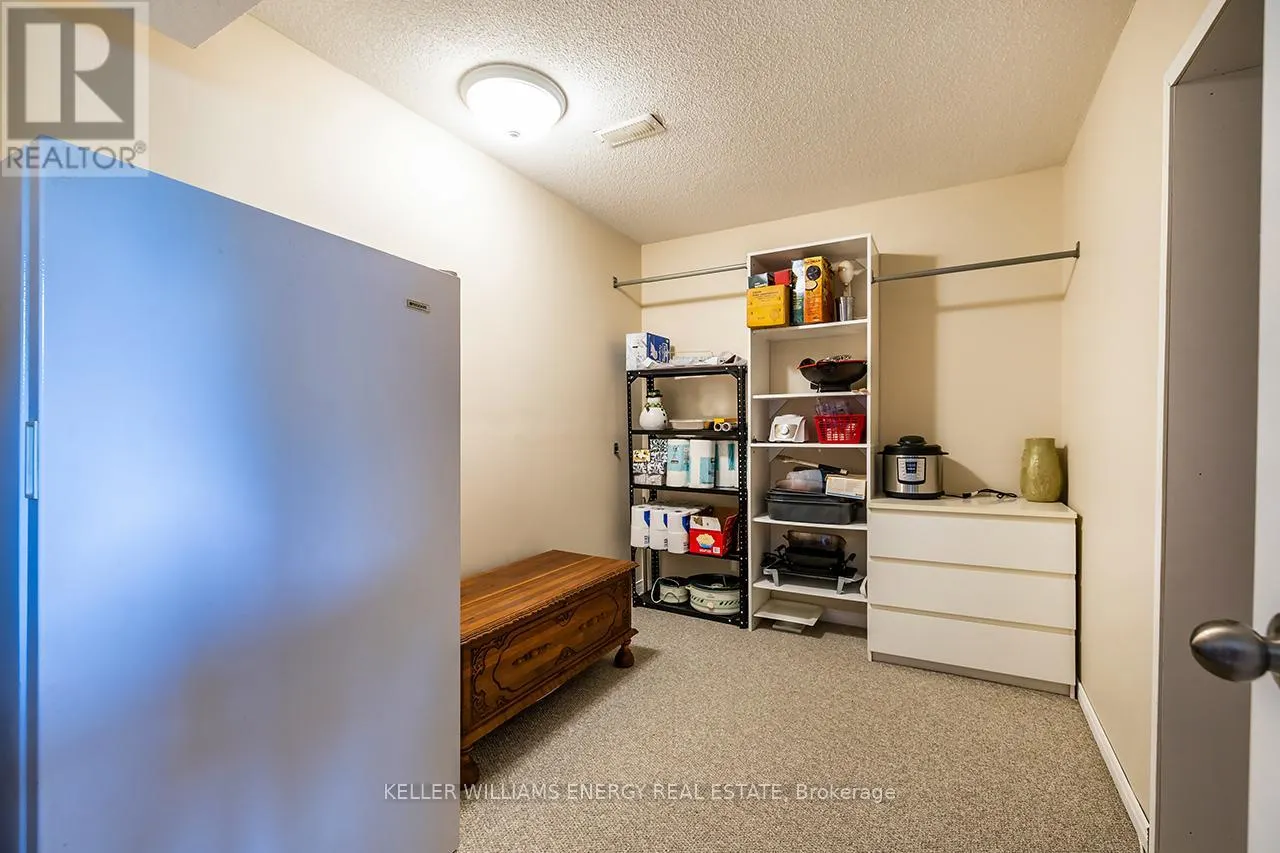 623 DUNROBIN COURT