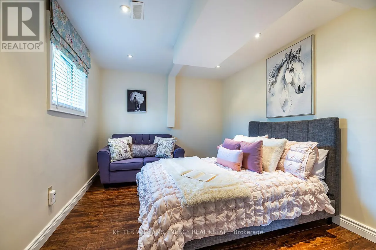 623 DUNROBIN COURT