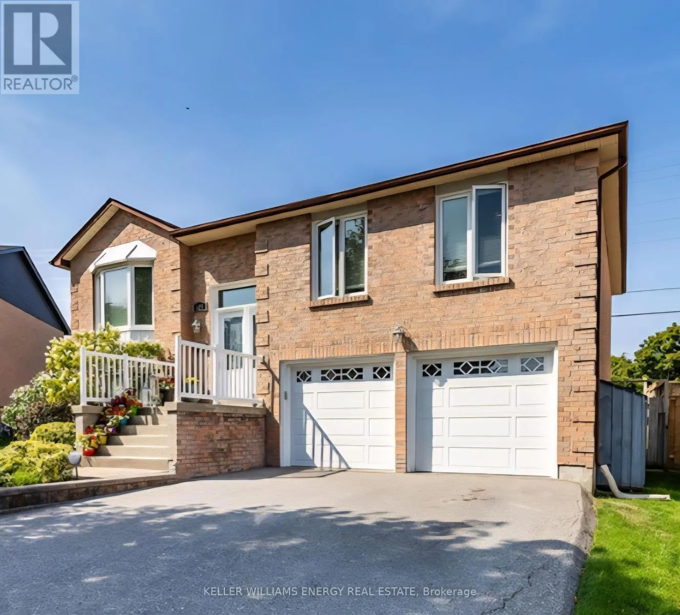 623 DUNROBIN COURT