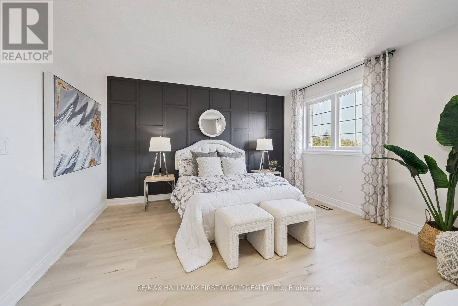 806 - 1400 THE ESPLANADE ROAD N