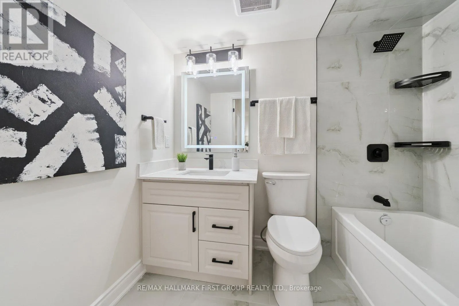 806 - 1400 THE ESPLANADE ROAD N