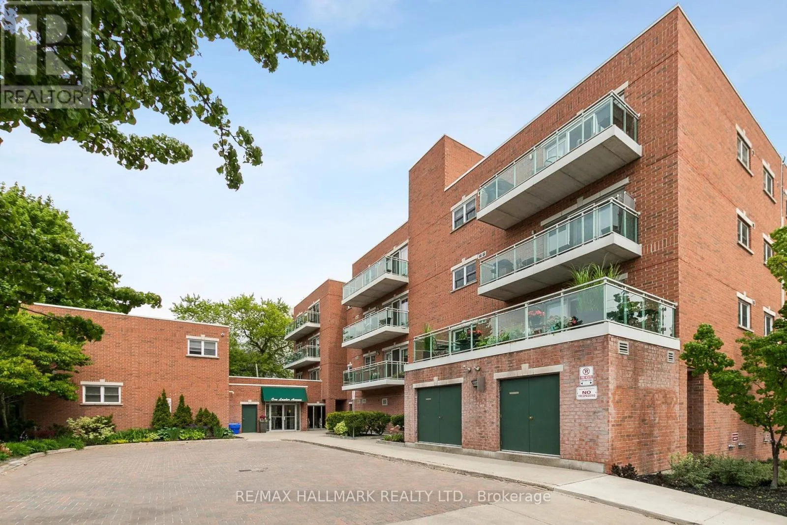 206 - 1 LAWLOR AVENUE