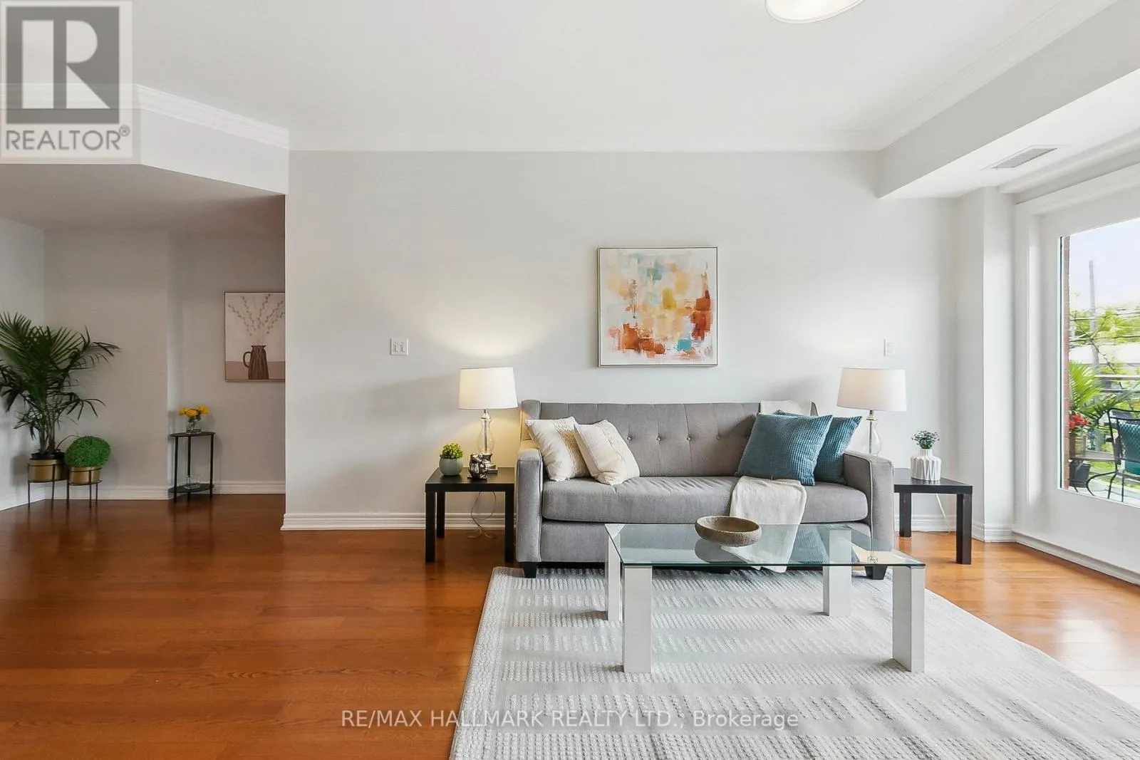 206 - 1 LAWLOR AVENUE