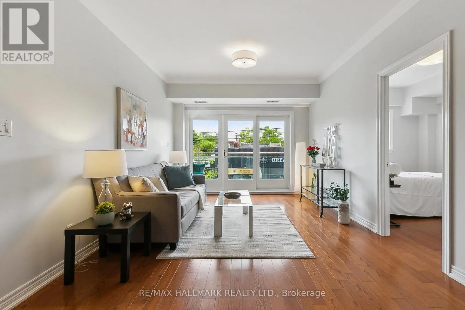 206 - 1 LAWLOR AVENUE
