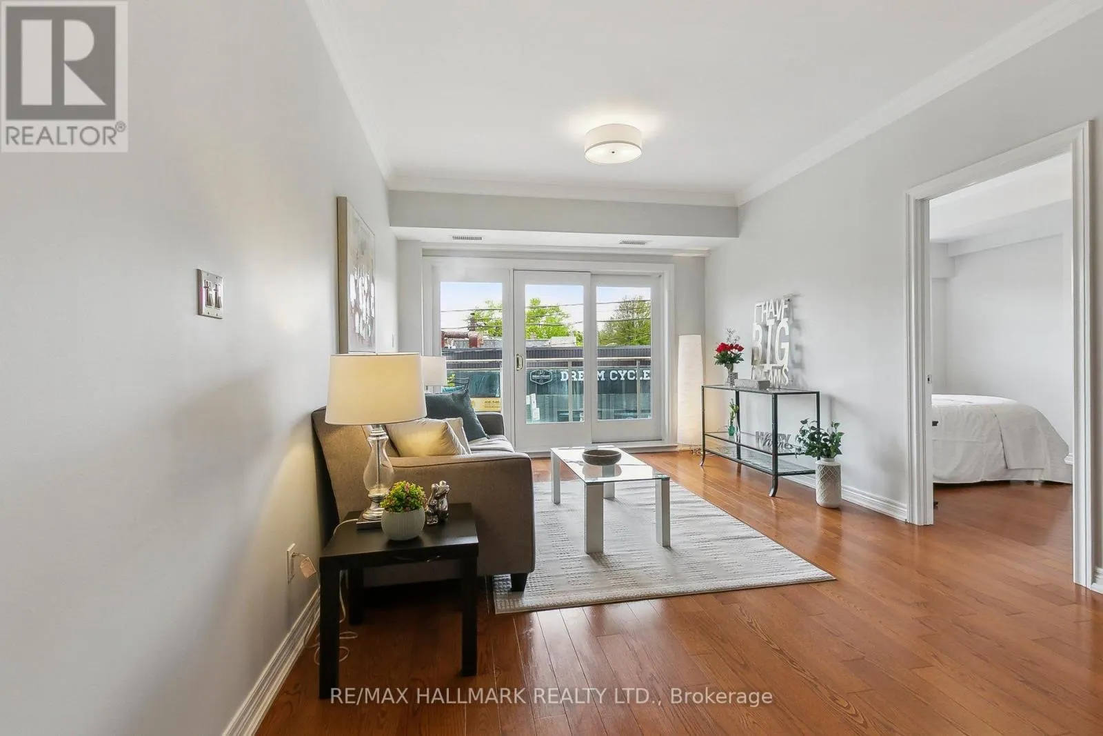 206 - 1 LAWLOR AVENUE