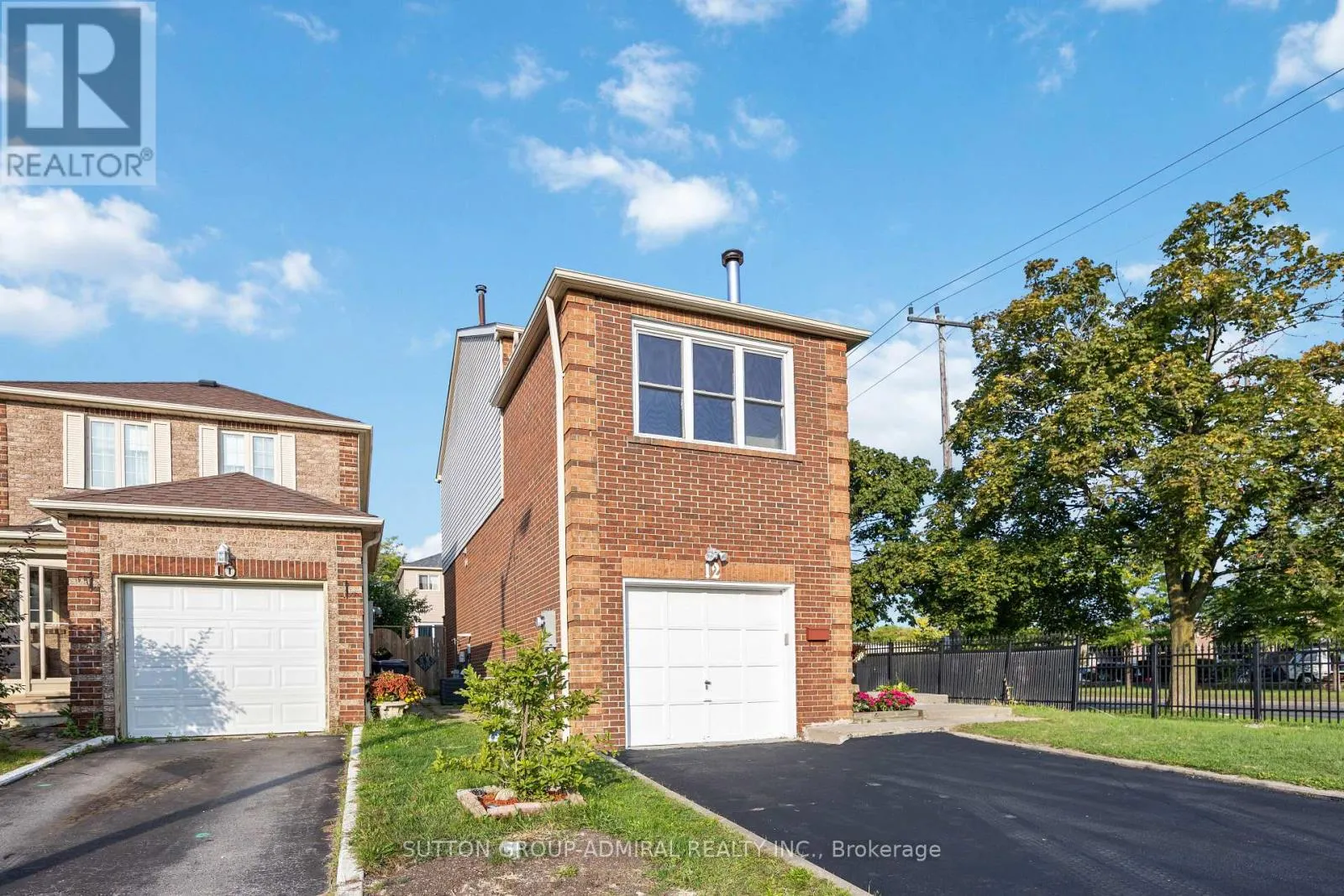 12 TILBURN PLACE