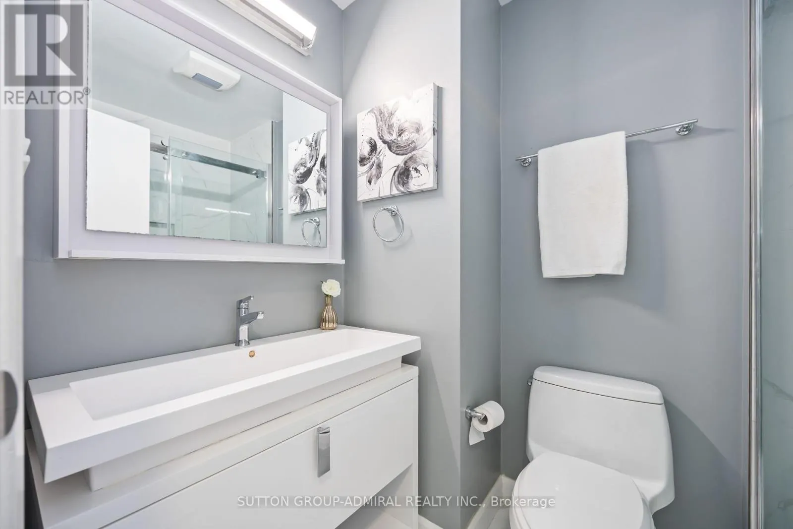 12 TILBURN PLACE