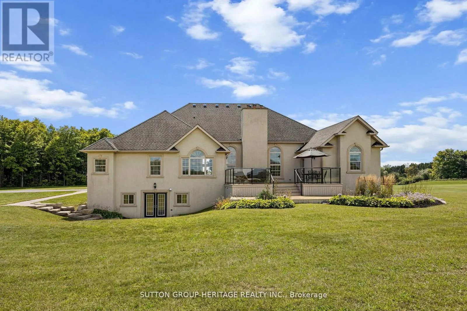 2100 TAUNTON ROAD
