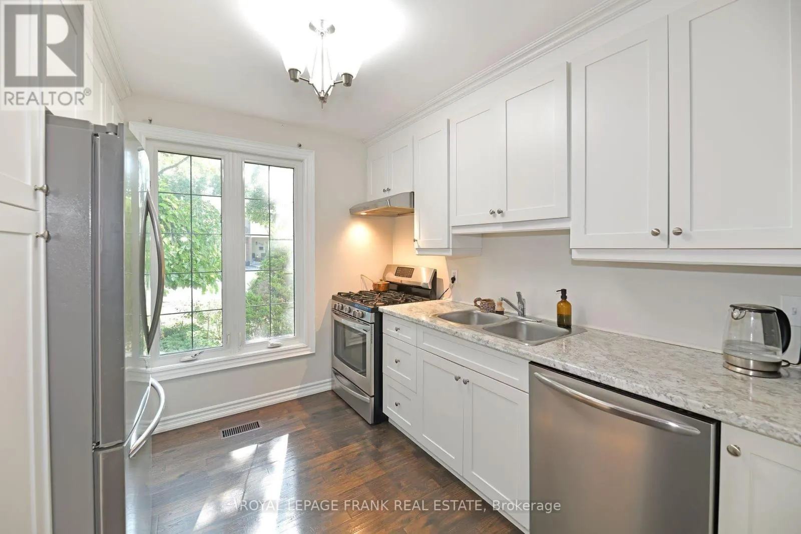 1104 OLD PYE COURT