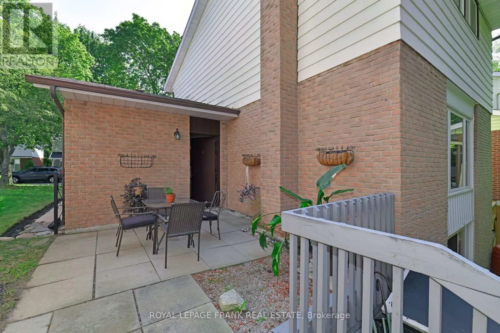 1104 OLD PYE COURT