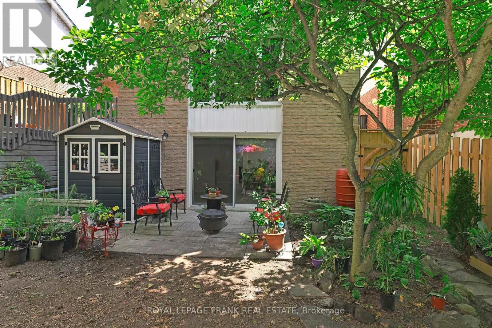 1104 OLD PYE COURT